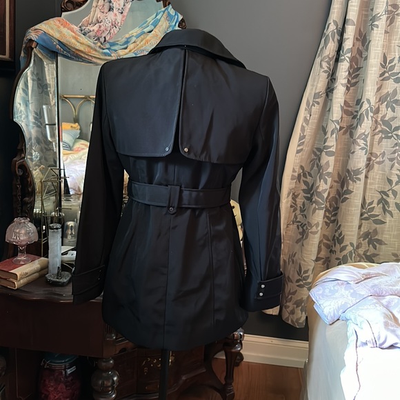 Jacket - Picture 4 of 7